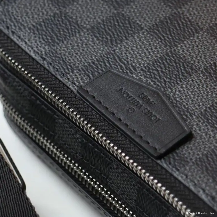 Official Brother Sam 20DJ11094 Bag LV 0821